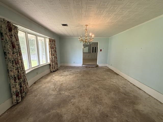 121 N Clausen Road