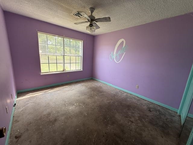 121 N Clausen Road