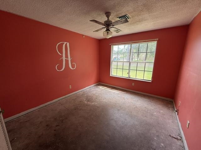 121 N Clausen Road