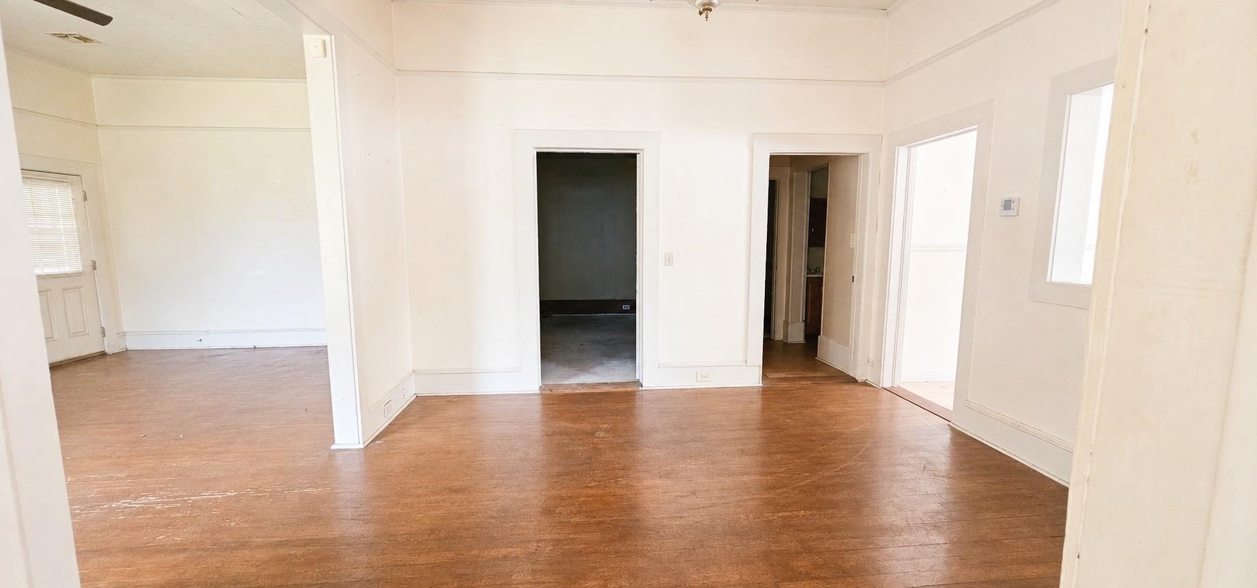 1801 Main St