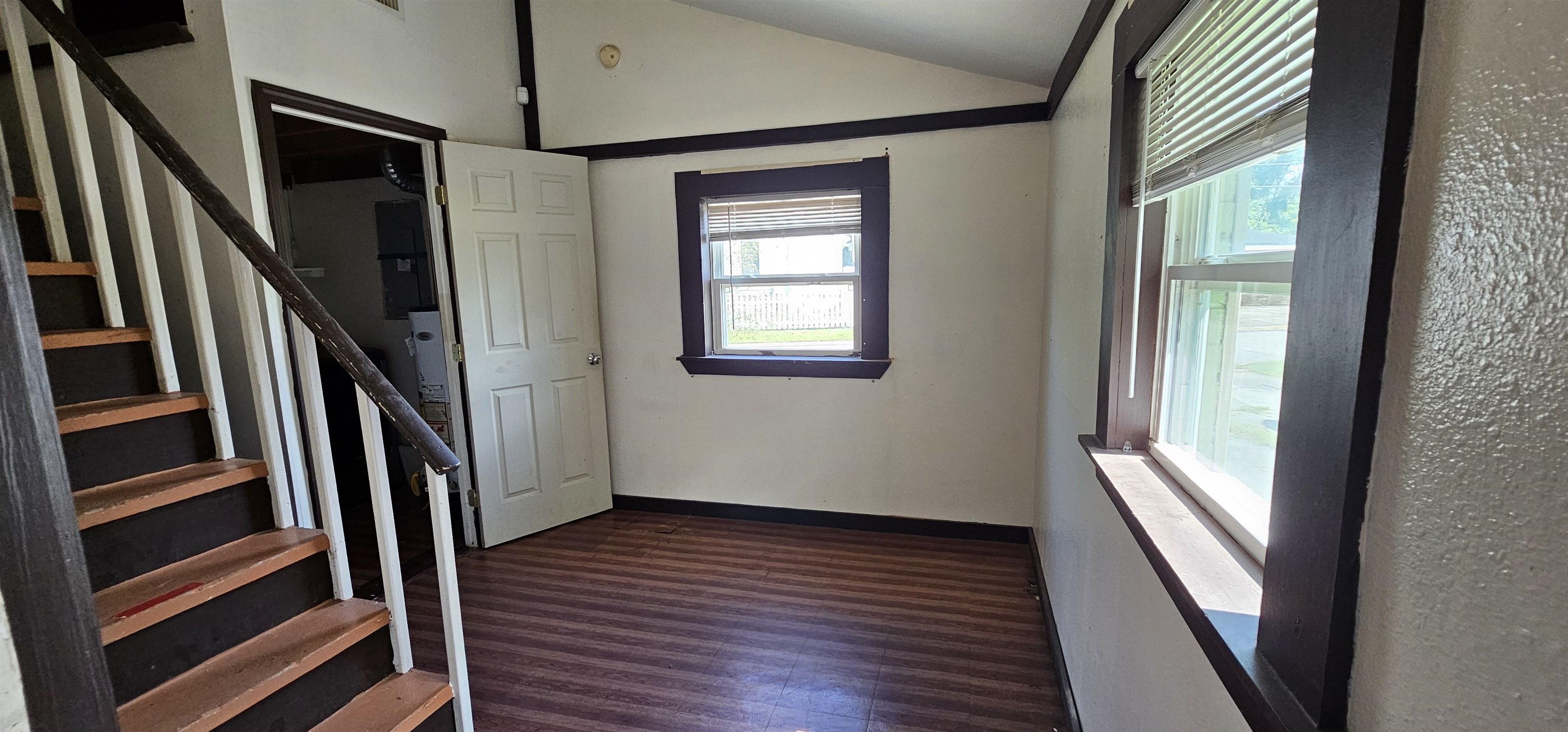 1801 Main St
