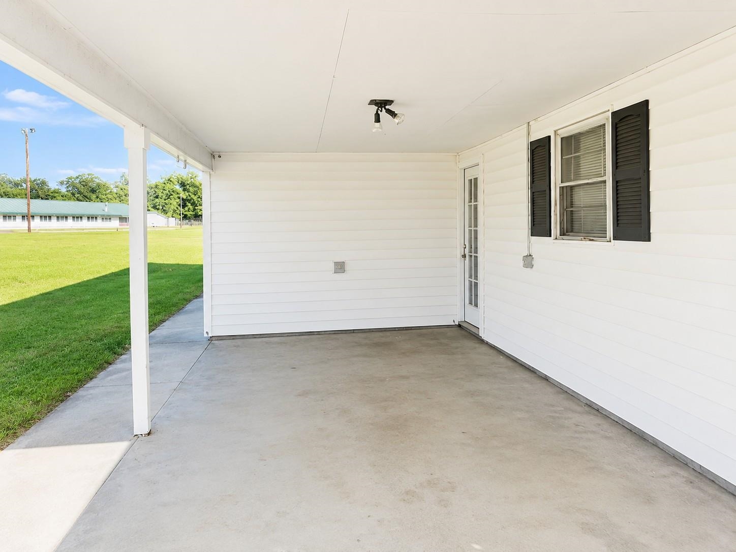 310 Highway 304