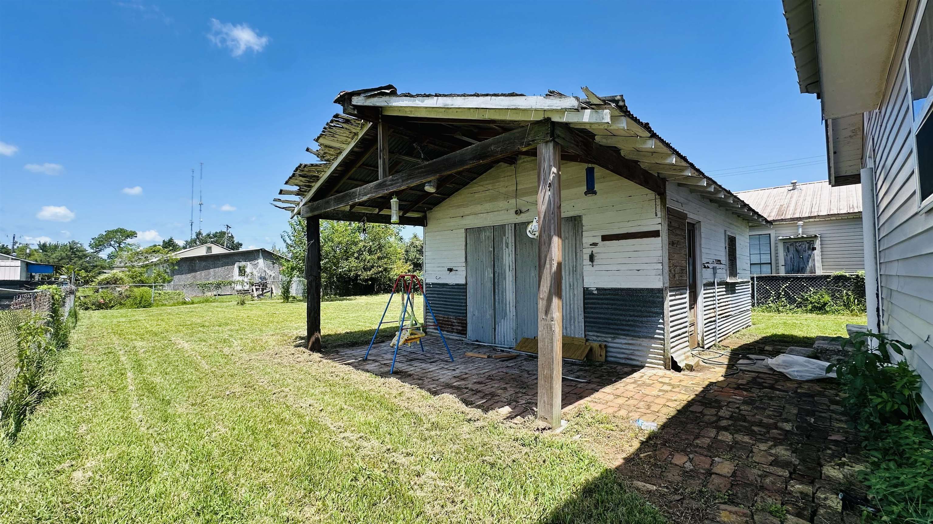 2419 Robicheaux Alley
