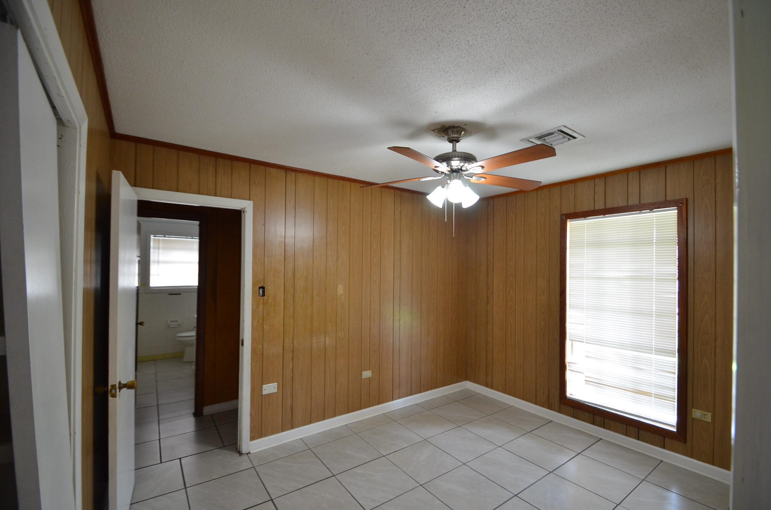 424 Walker Dr