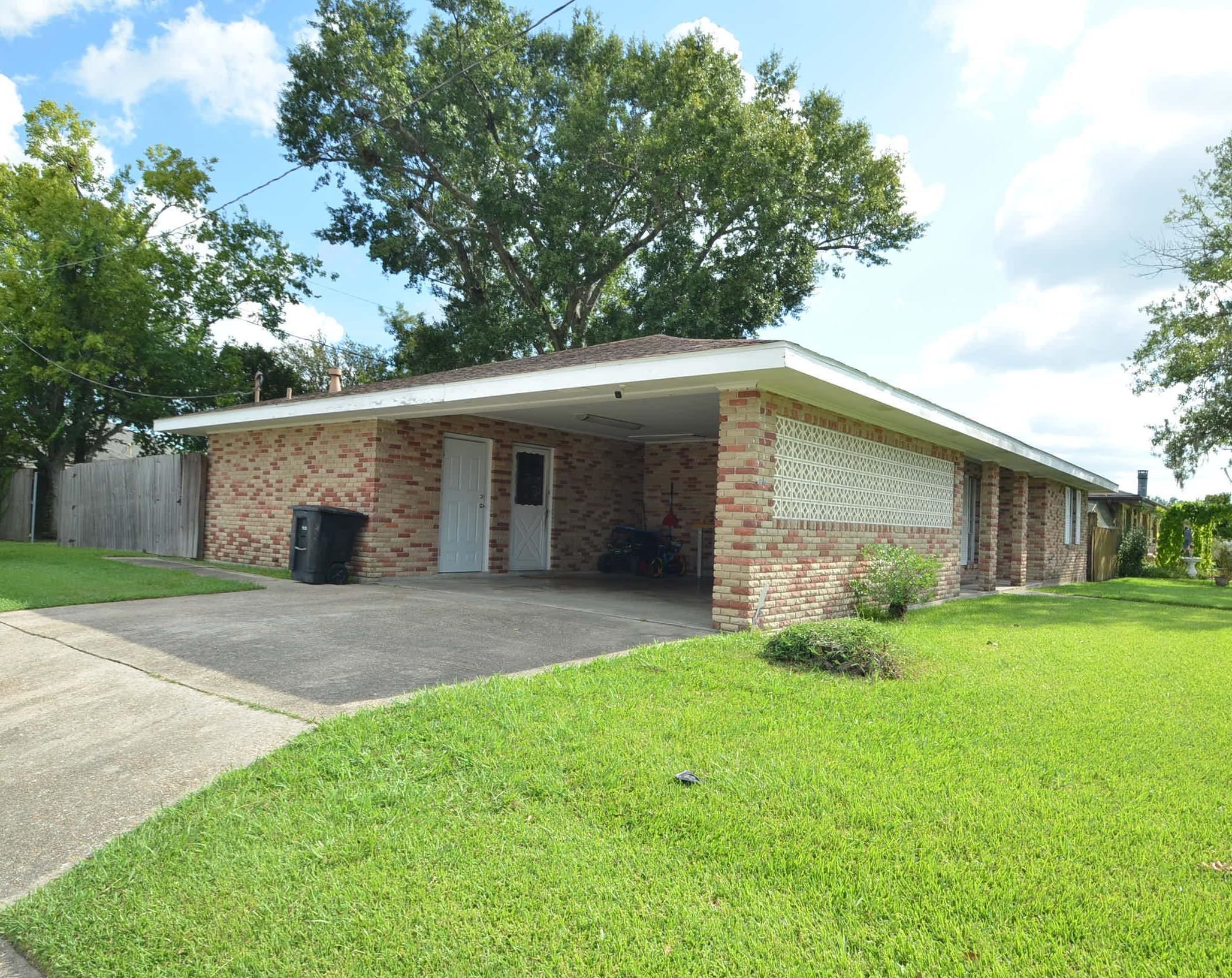 424 Walker Dr