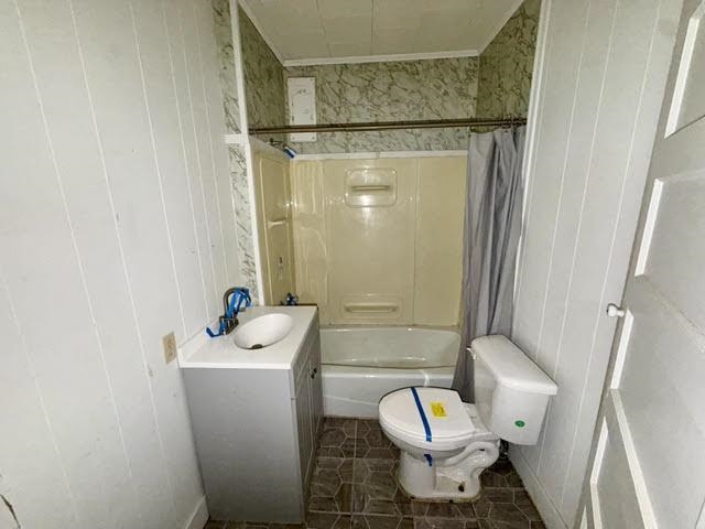 109 Fifth St