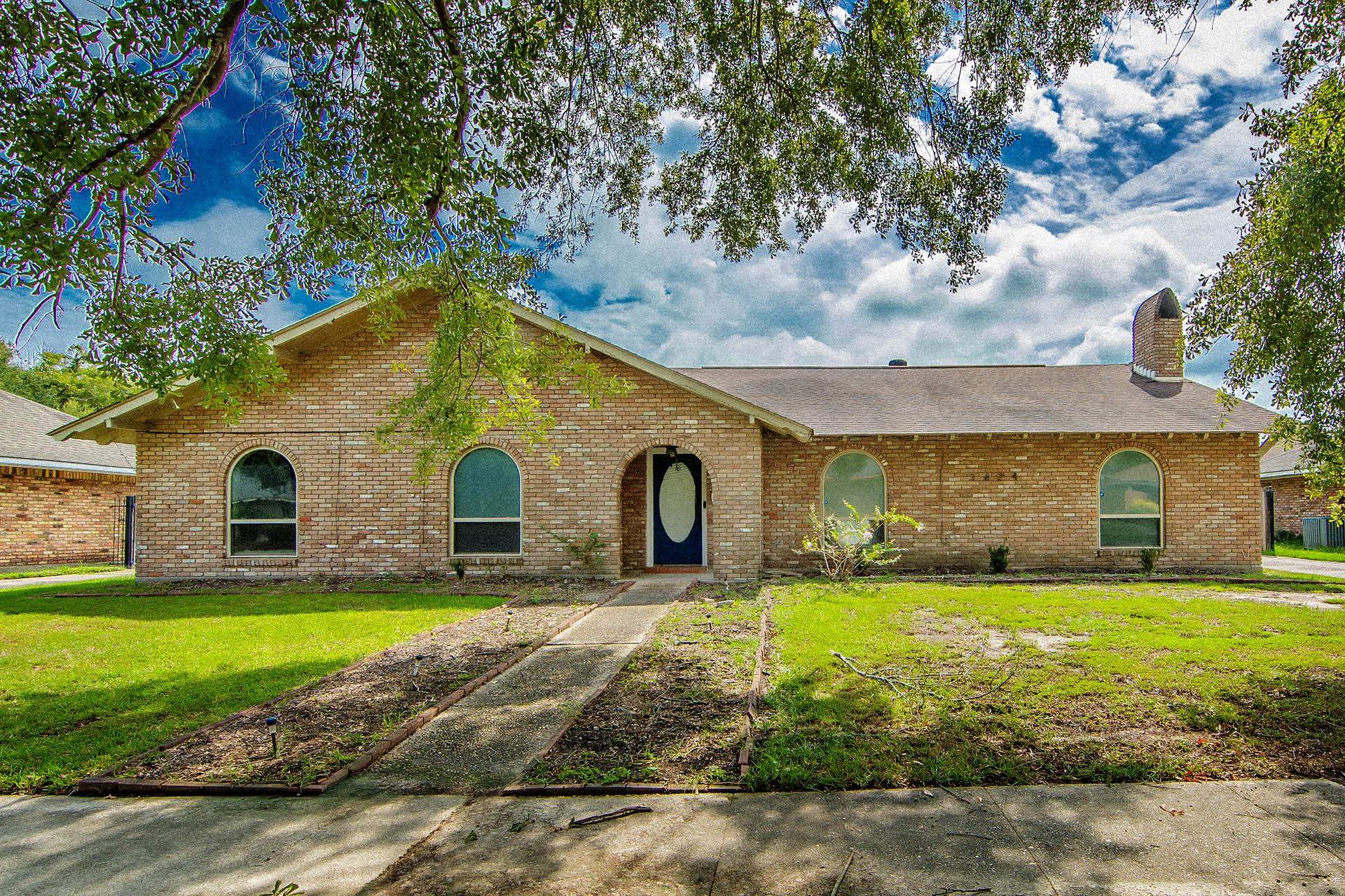 3824 Lassen Dr