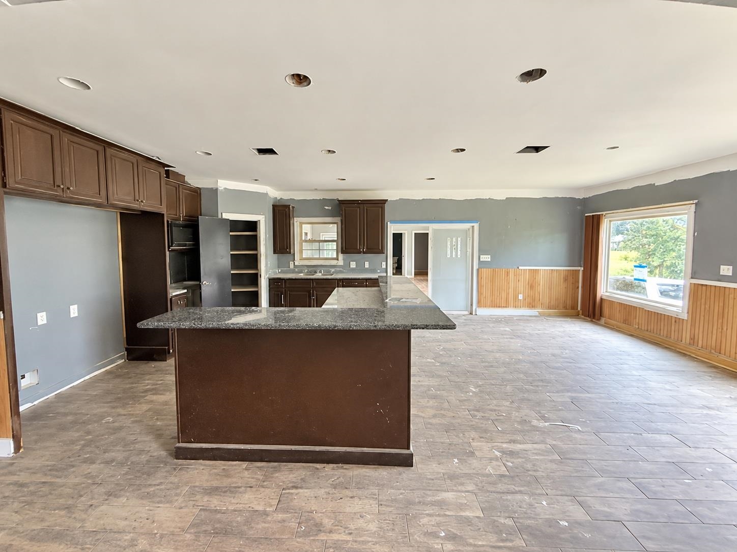 317 Thoroughbred Park Dr