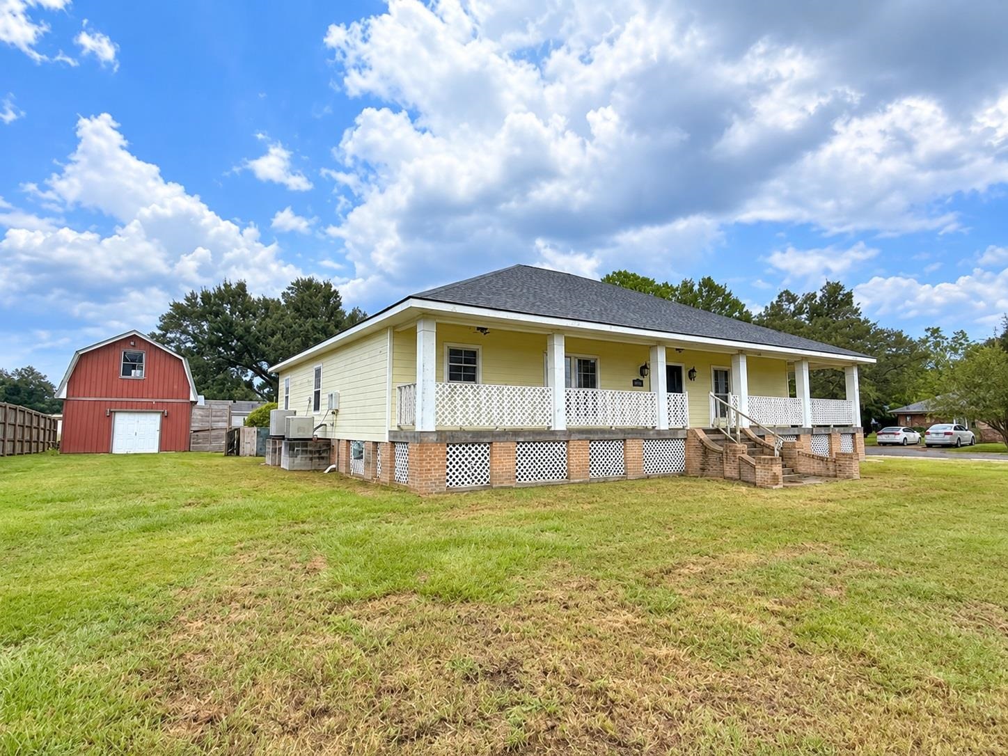 317 Thoroughbred Park Dr