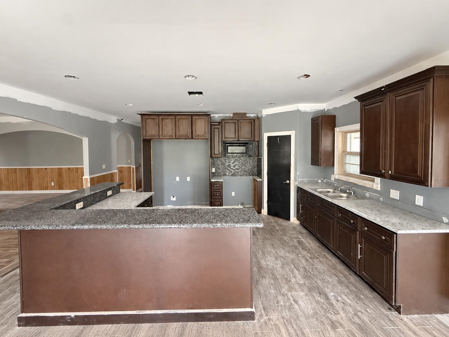 317 Thoroughbred Park Dr