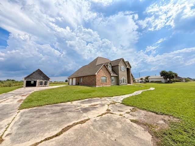 595 Highway 653