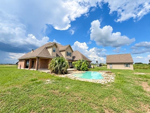 595 Highway 653
