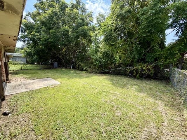 1708 Midland Dr