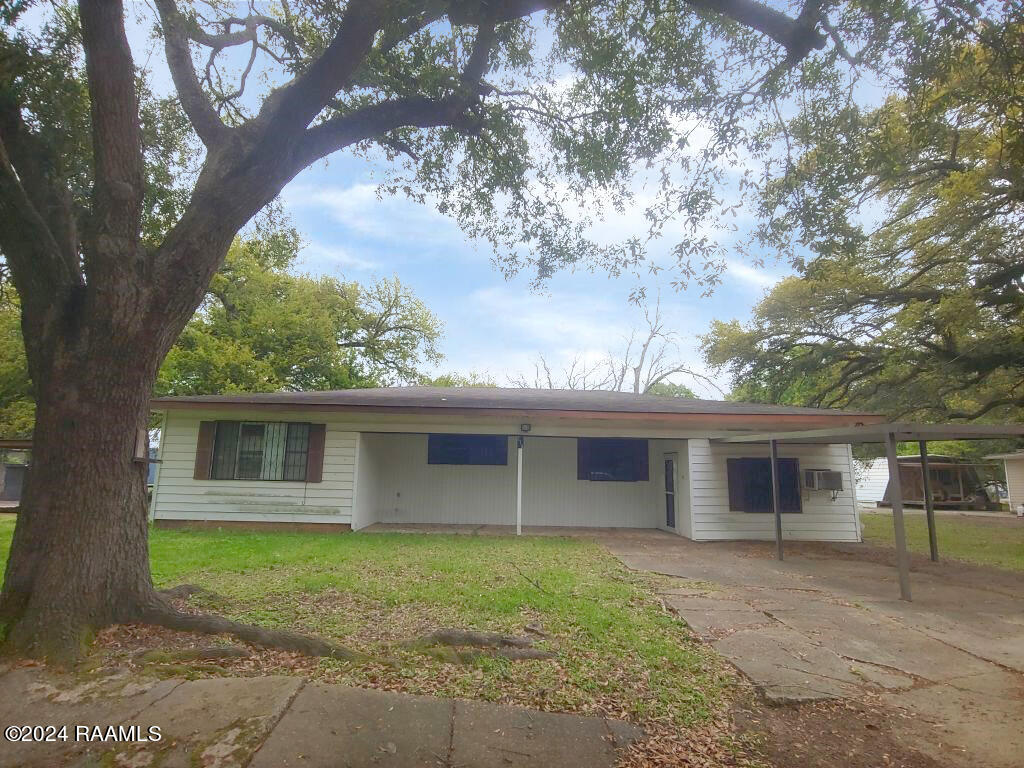 216 Blanche Street