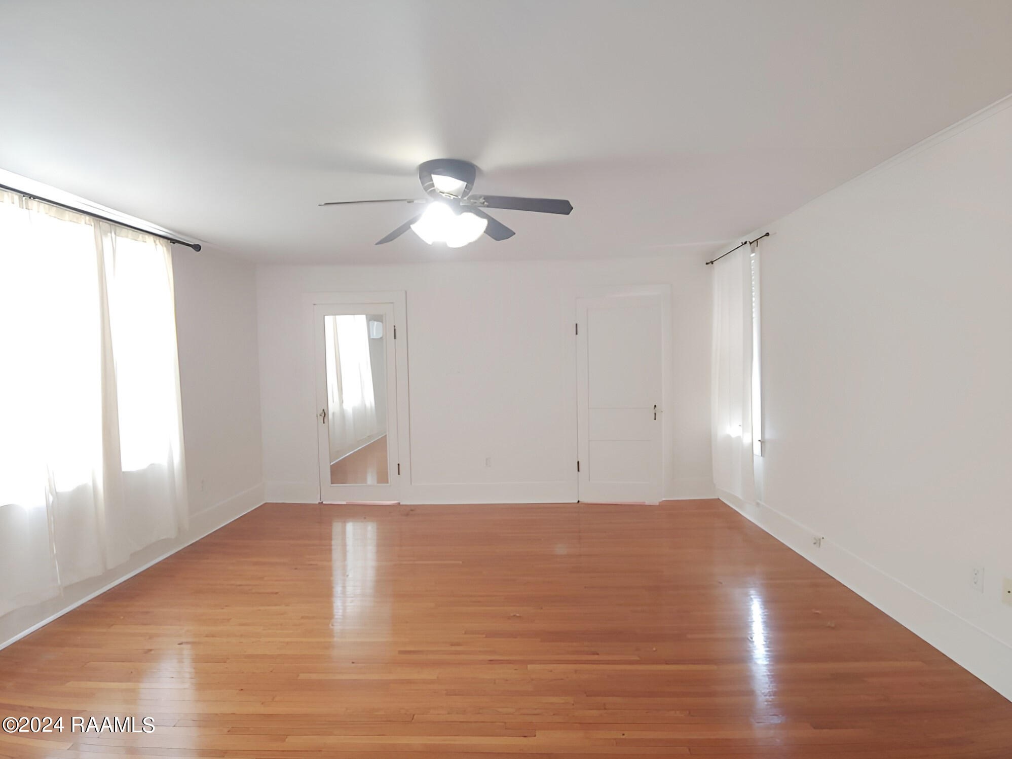 100 E Jeff Davis Avenue