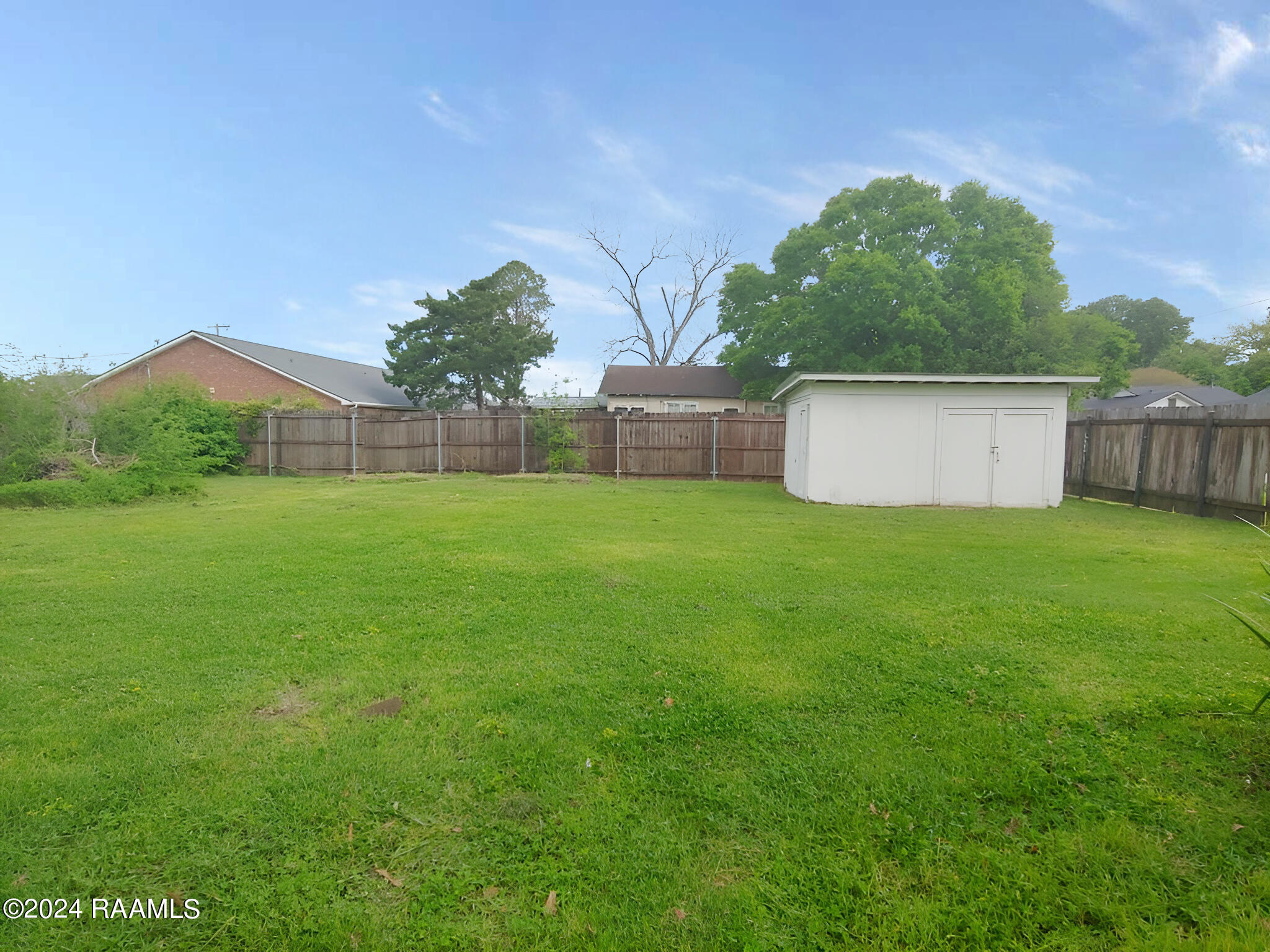 100 E Jeff Davis Avenue