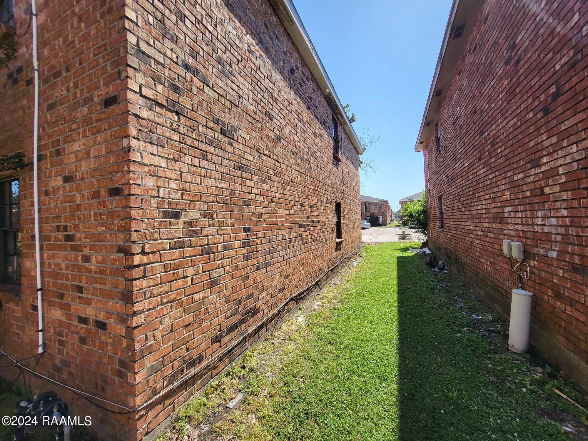 406 Scotsdale Street