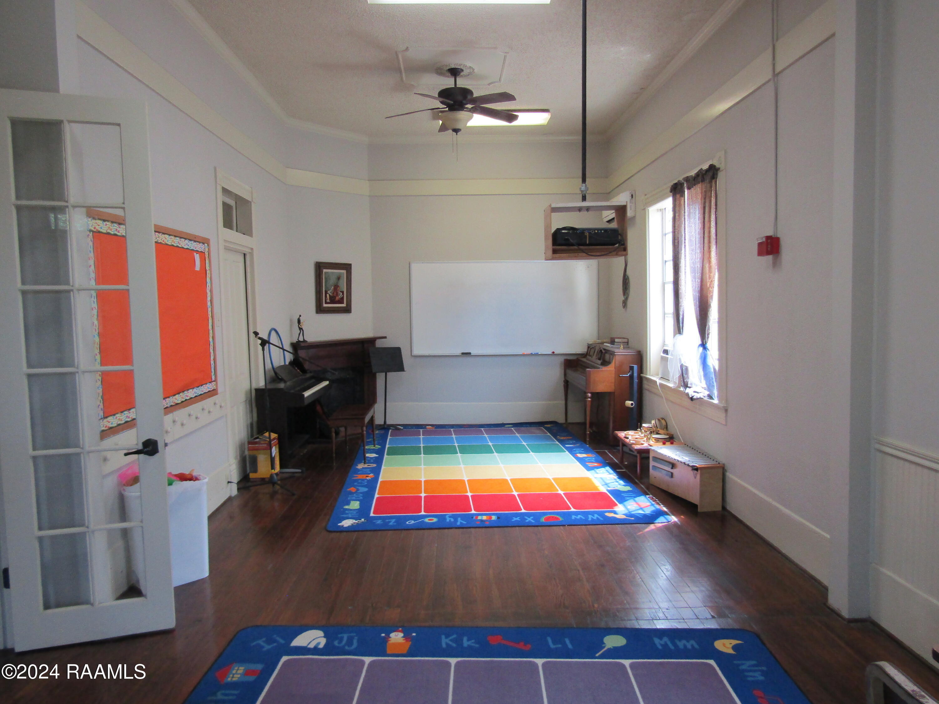 322 W St Peter Street