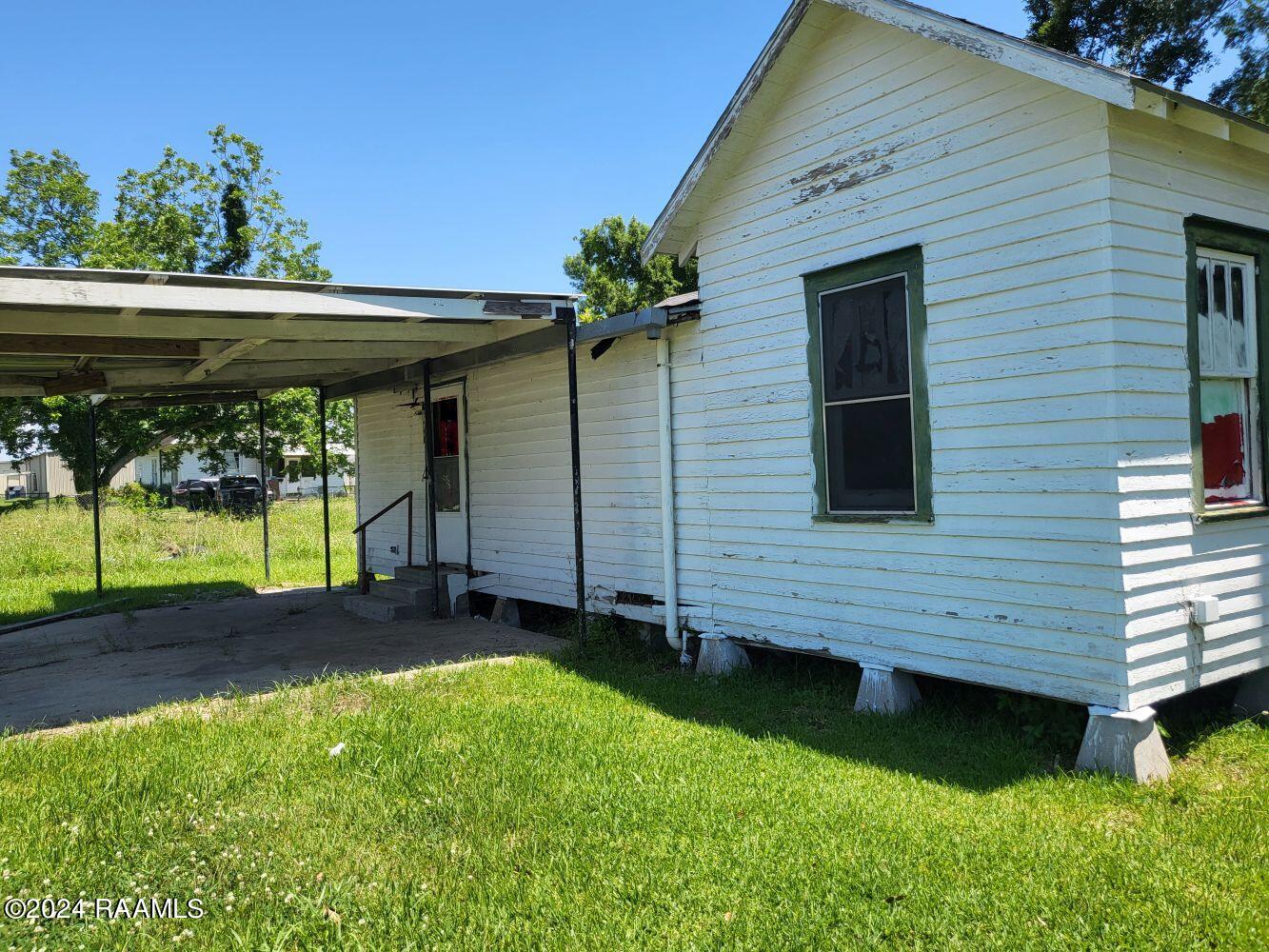 224 W Jeanette Street