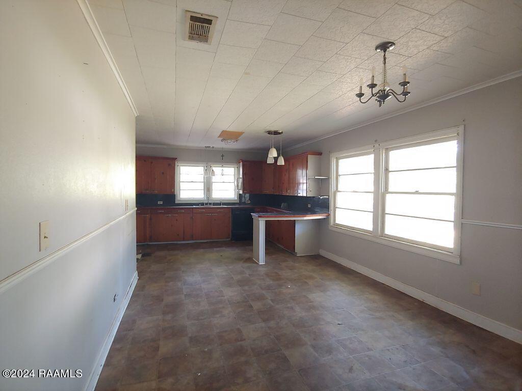 1101 Poinciana Avenue