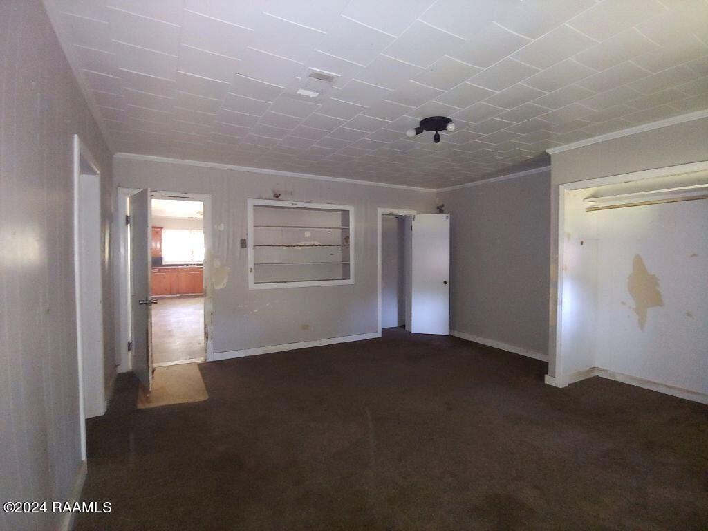 1101 Poinciana Avenue