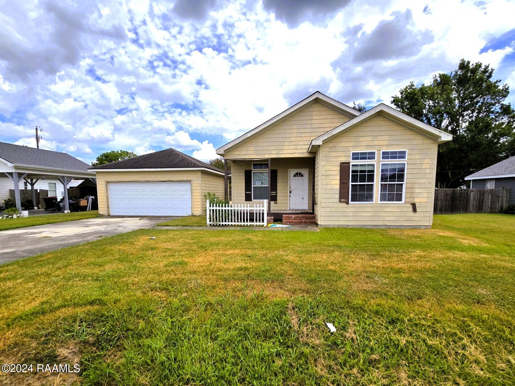 102 Stoneburg Drive