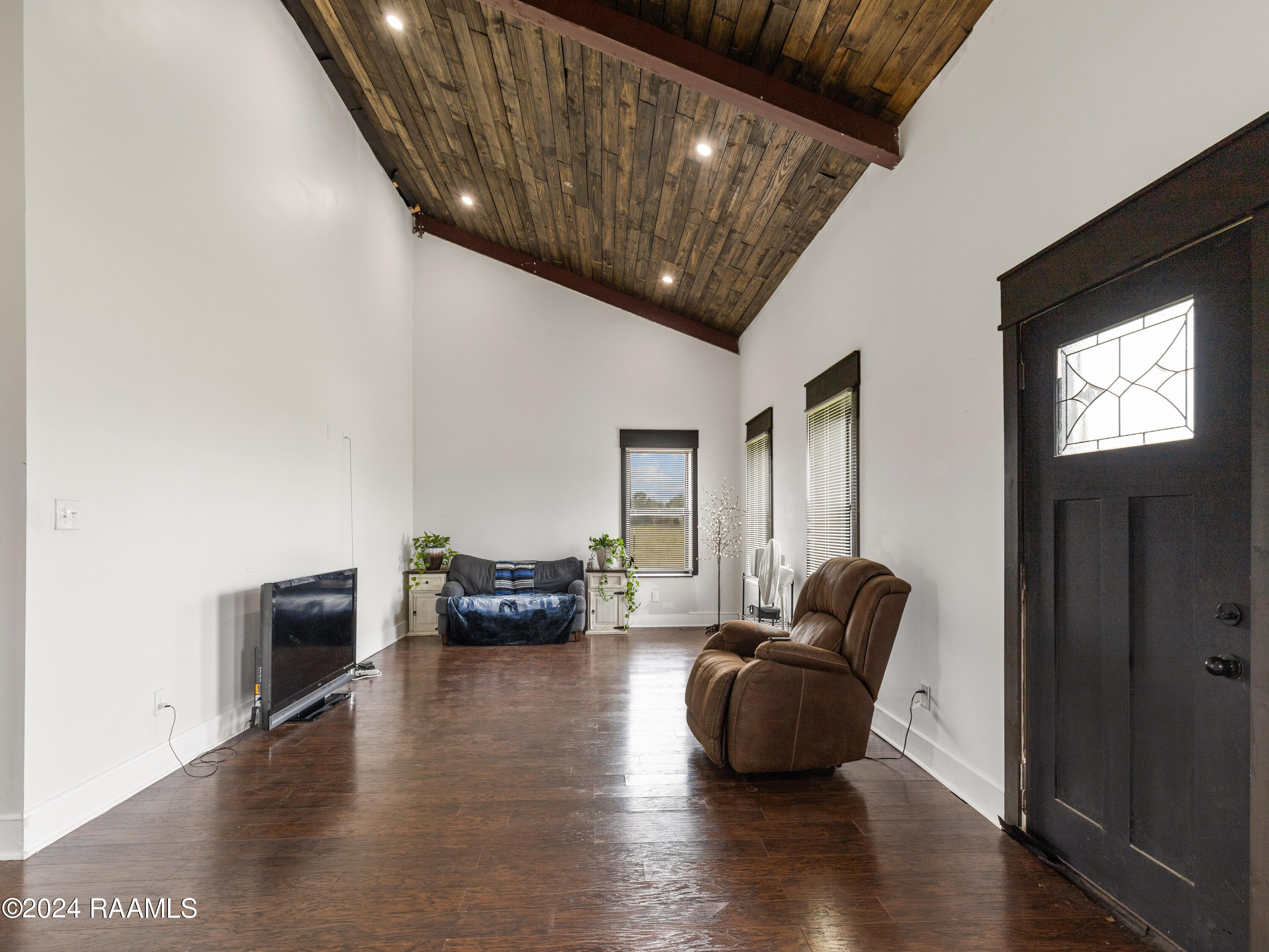 454 Guard Road