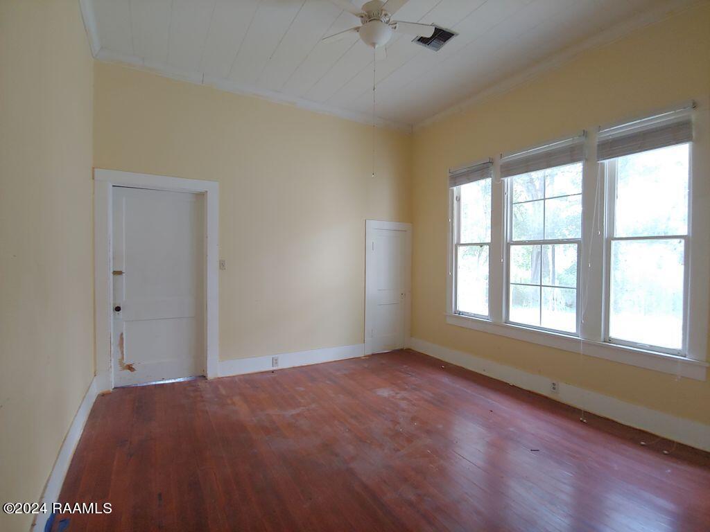 1627 Noel Road
