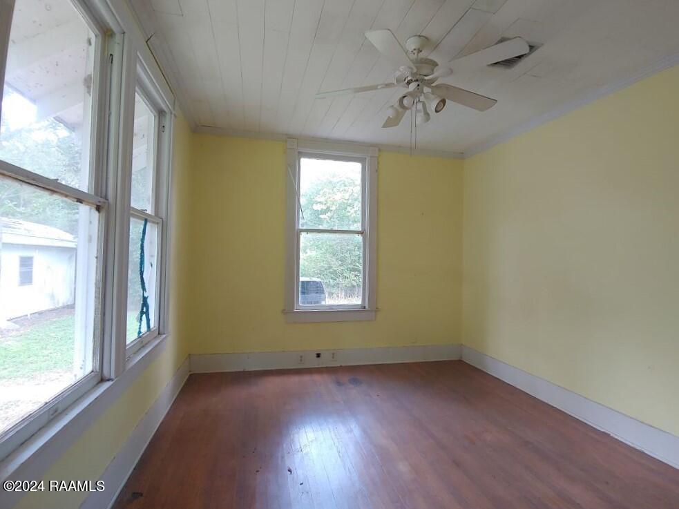 1627 Noel Road