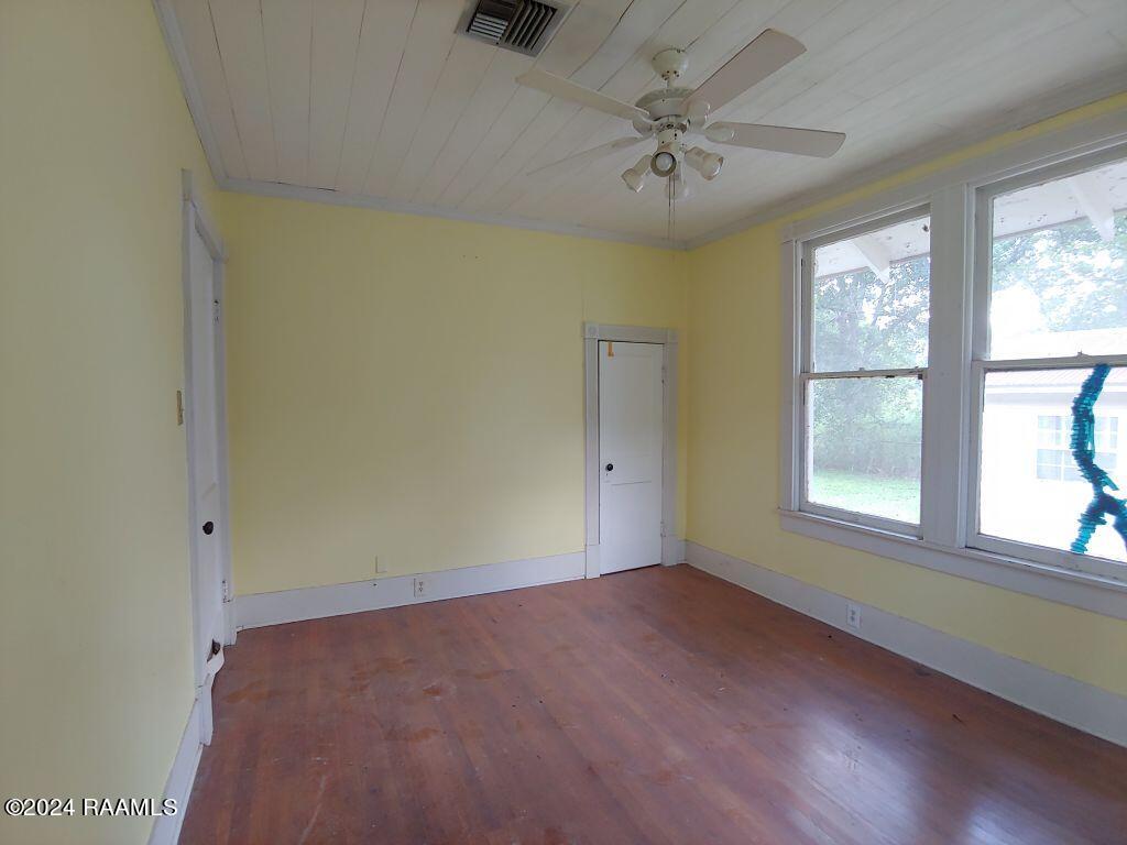 1627 Noel Road