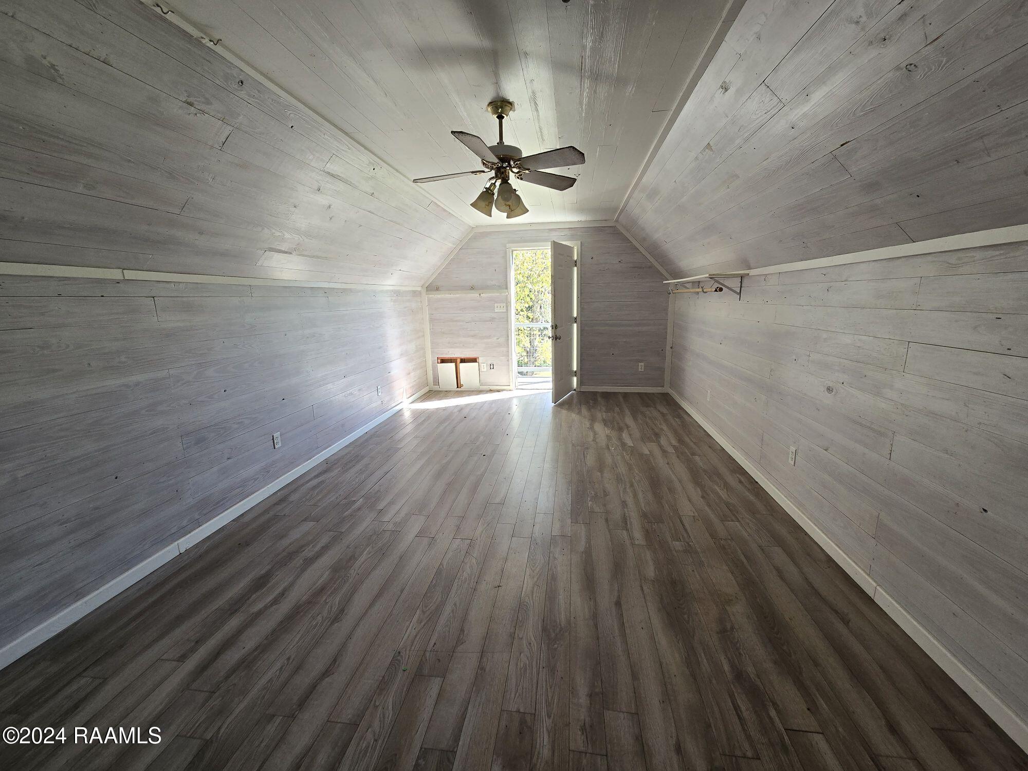488 Oak Road