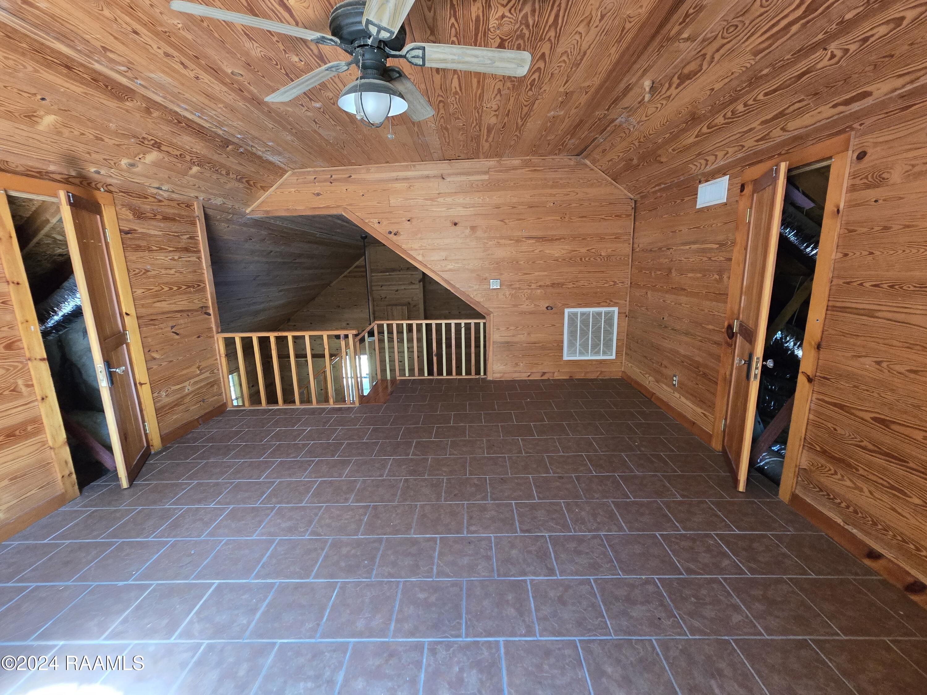 488 Oak Road