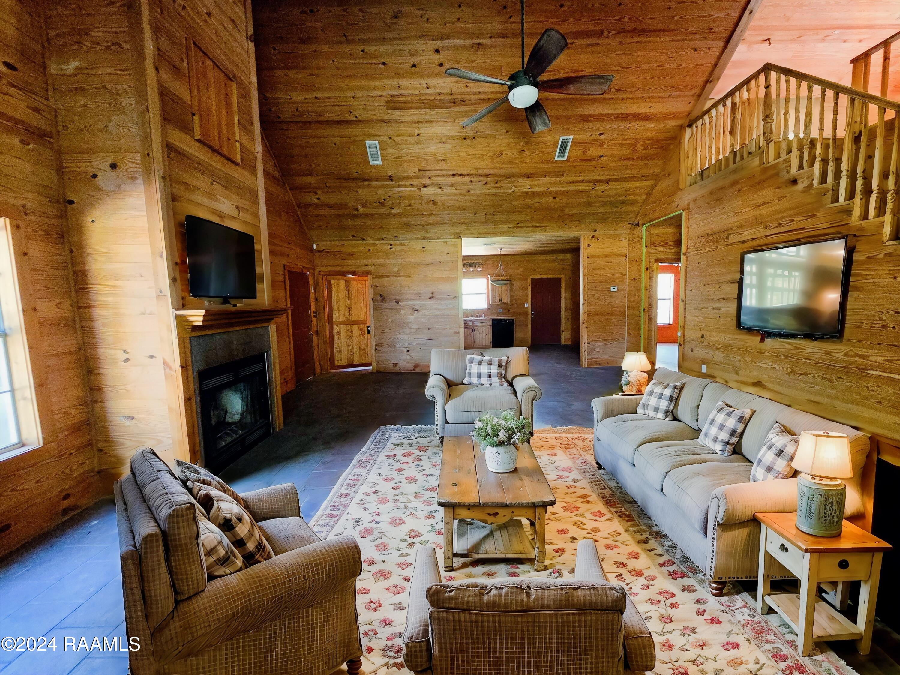 488 Oak Road