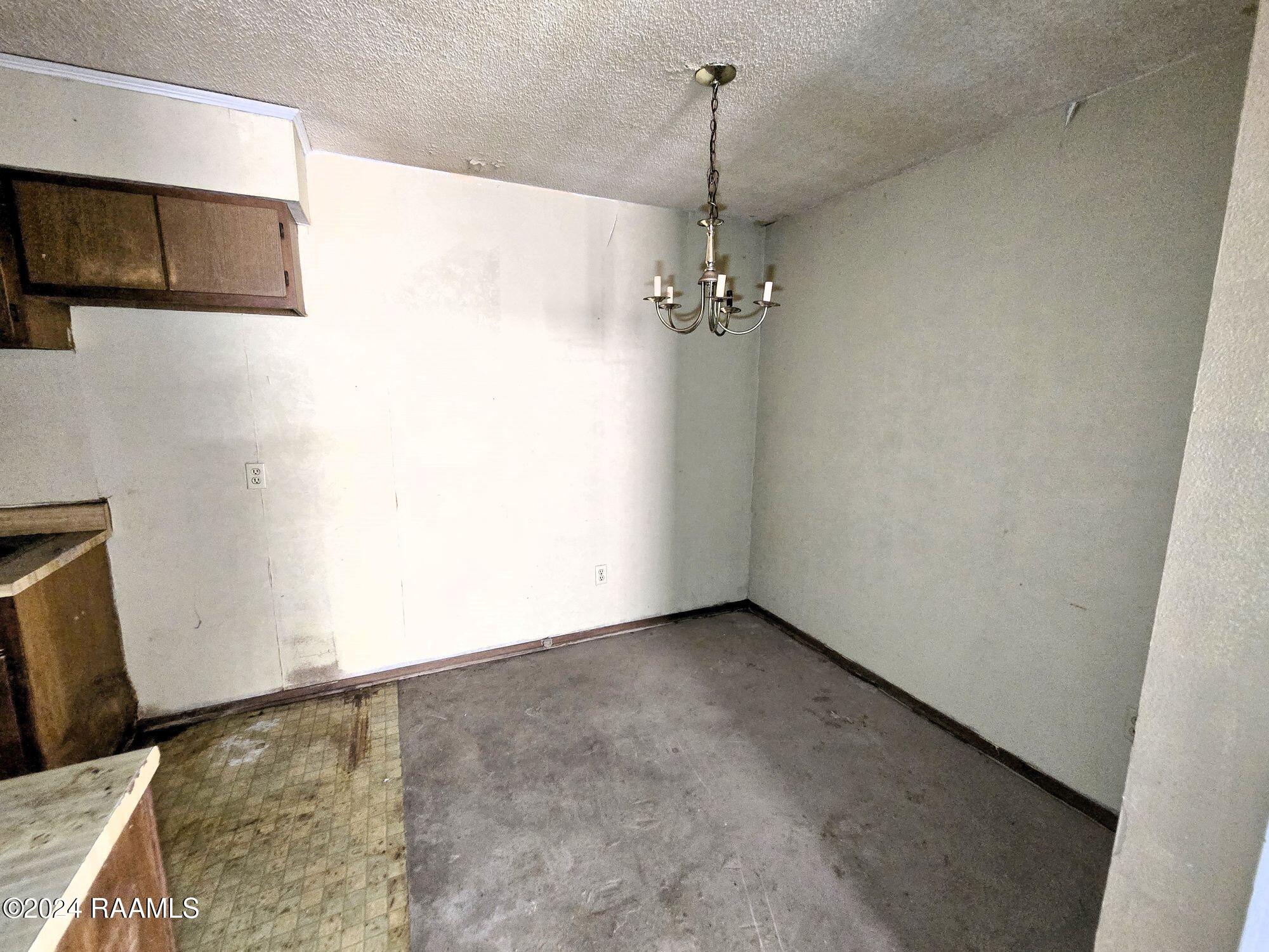 103 Limoges Street