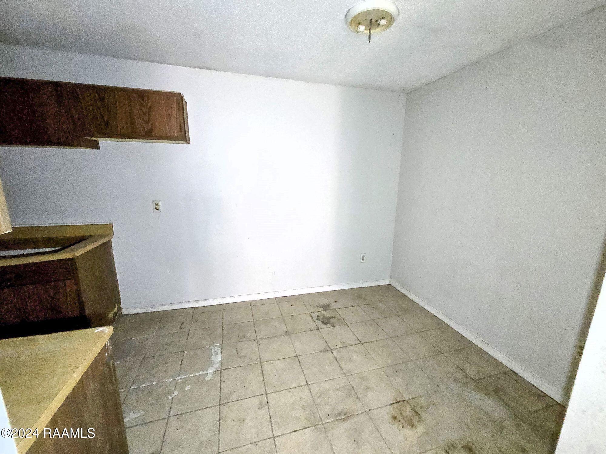 103 Limoges Street