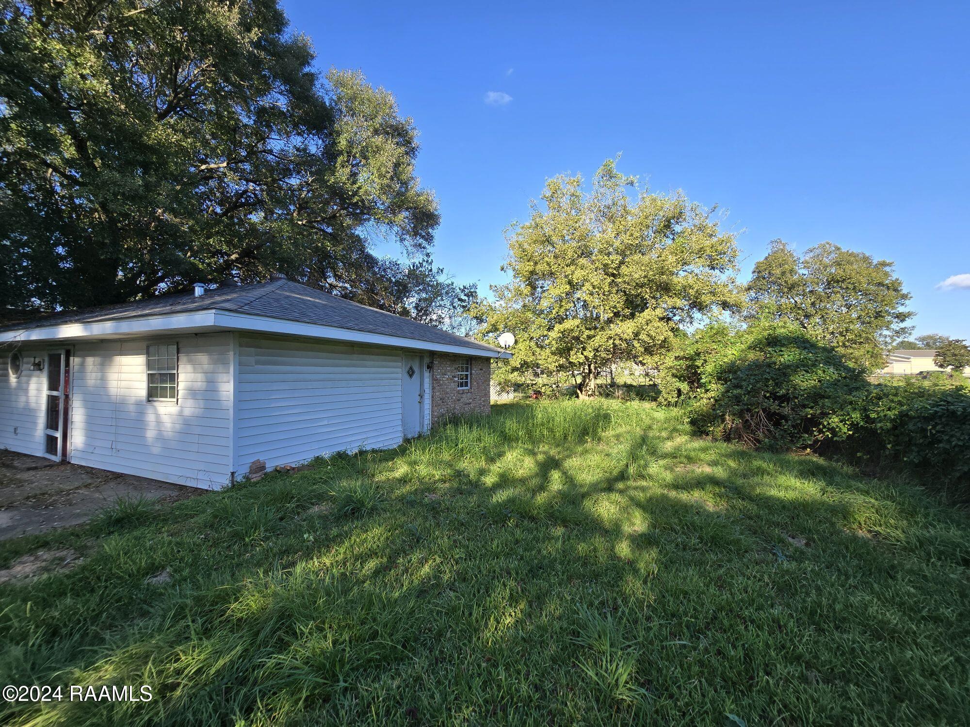 105 Chag Street