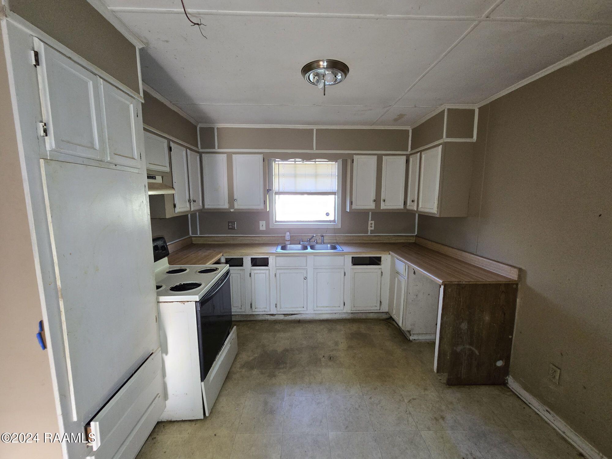 105 Chag Street