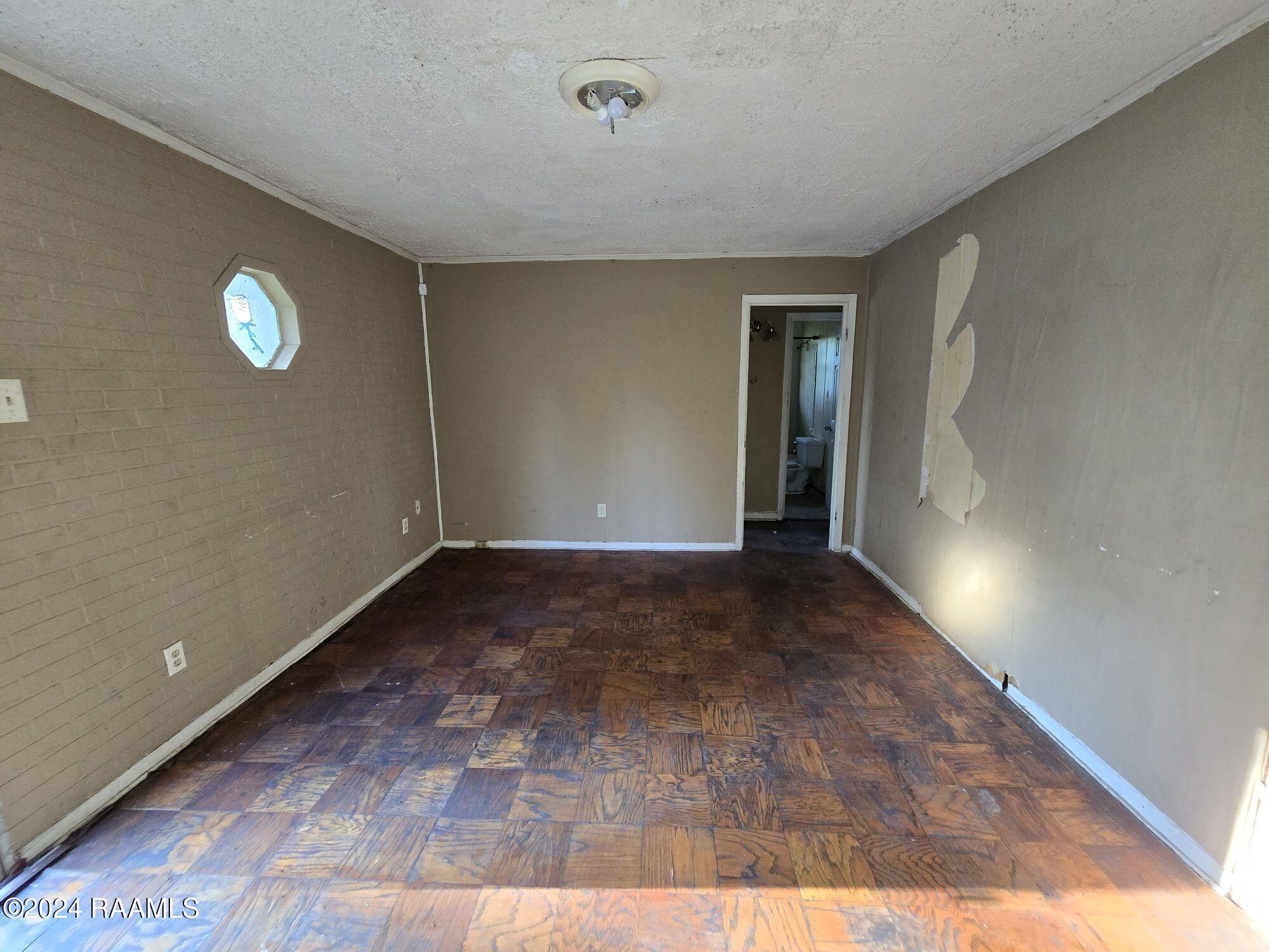 105 Chag Street
