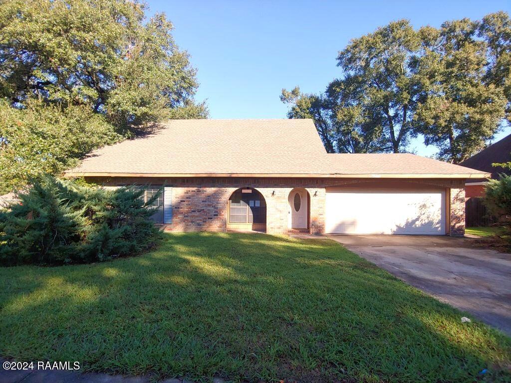 201 Kingswood Drive