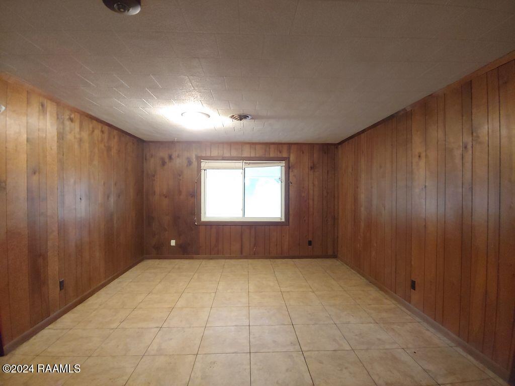 2843 Highway 35