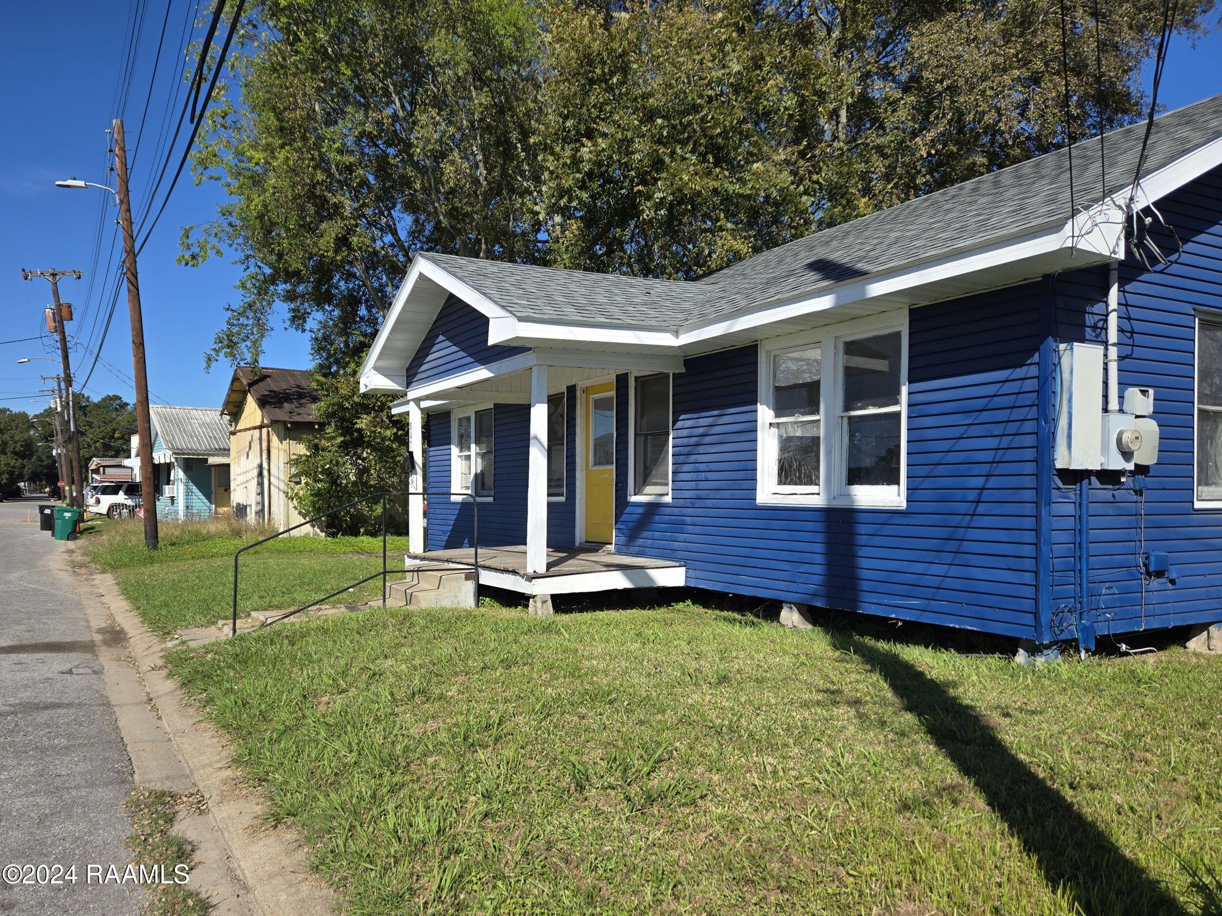 807 Cleveland Street