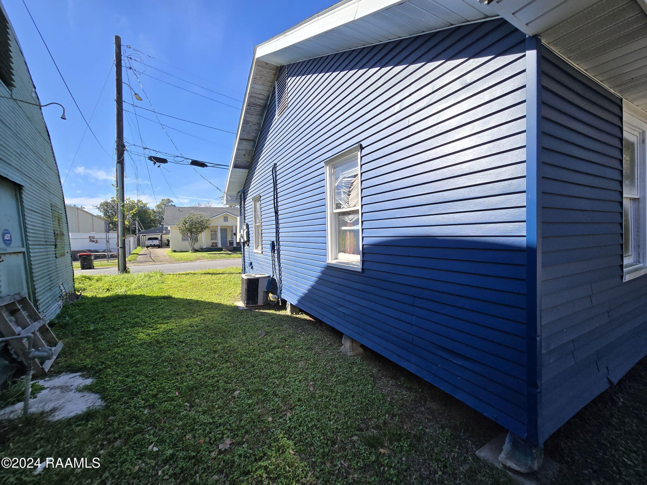 807 Cleveland Street