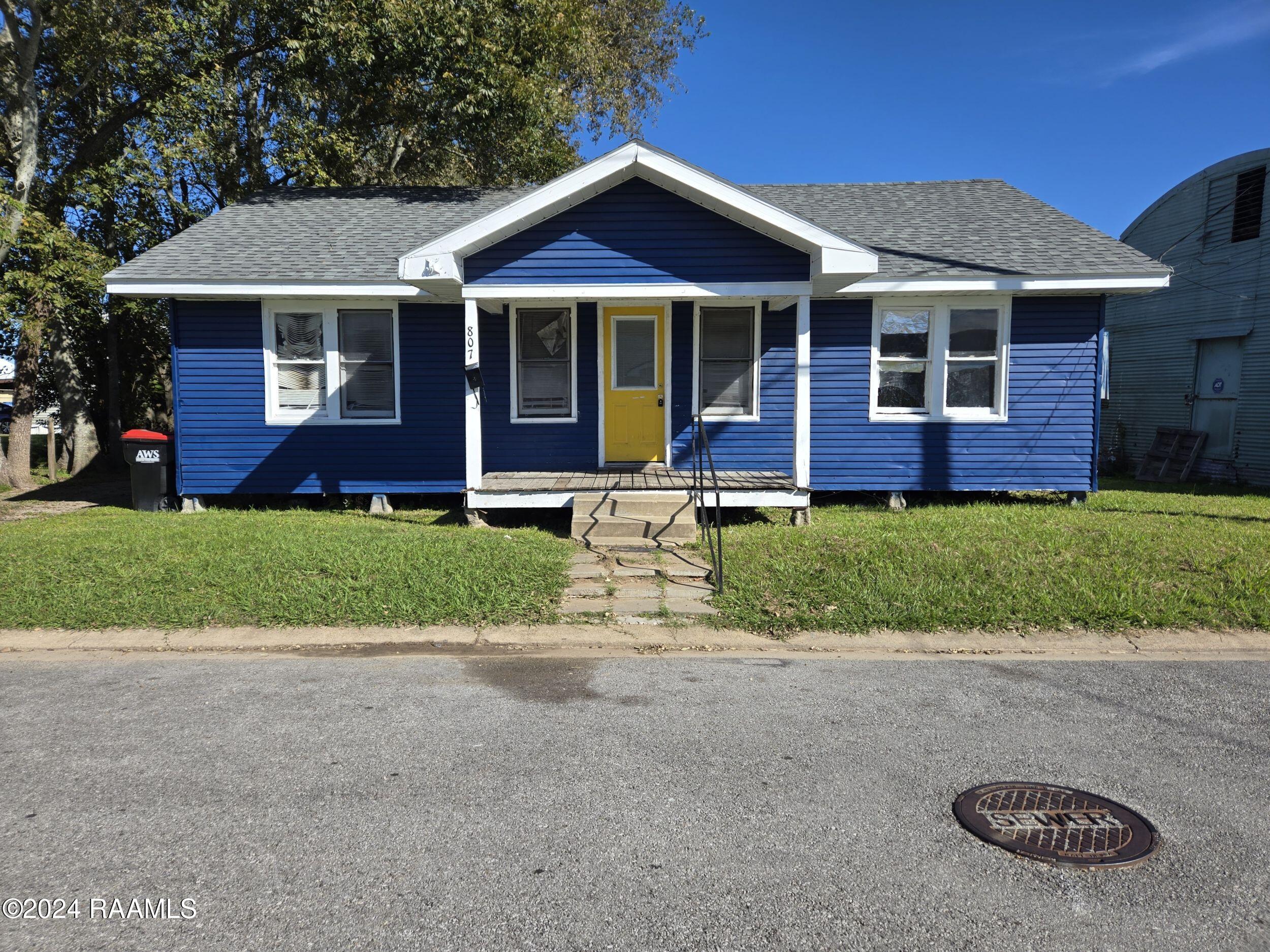 807 Cleveland Street