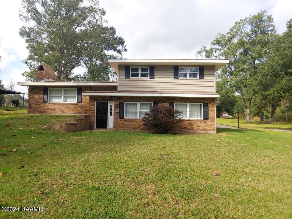 213 Des Jardin Avenue