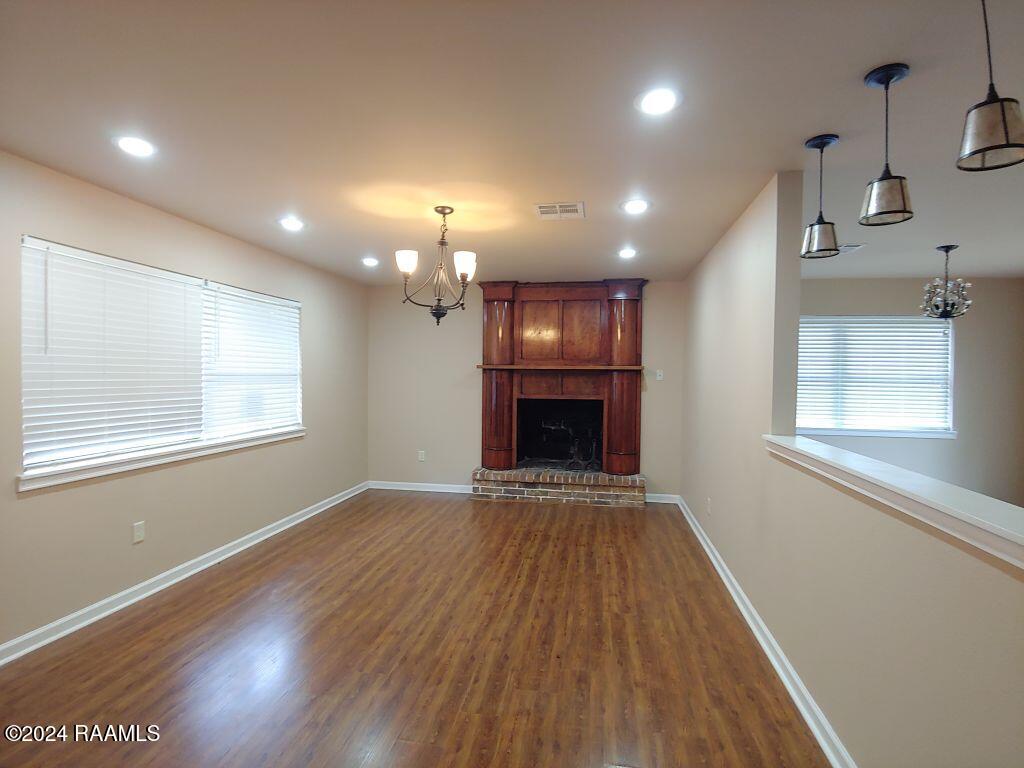 213 Des Jardin Avenue