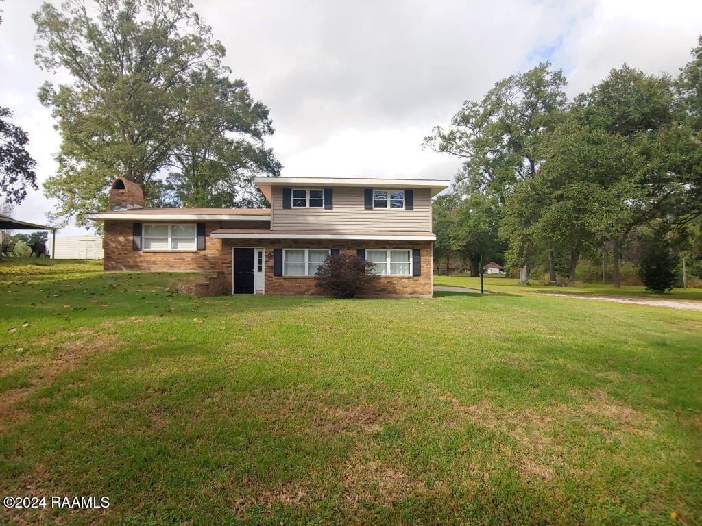 213 Des Jardin Avenue