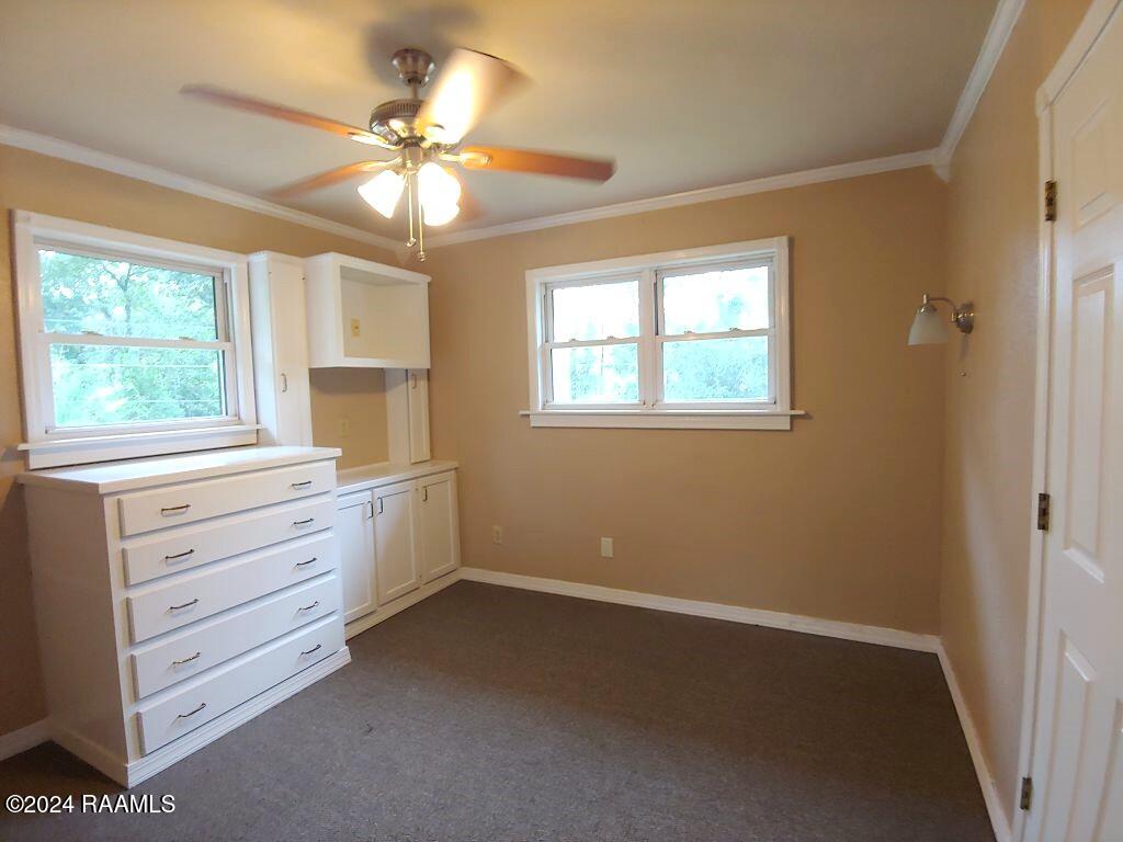 213 Des Jardin Avenue