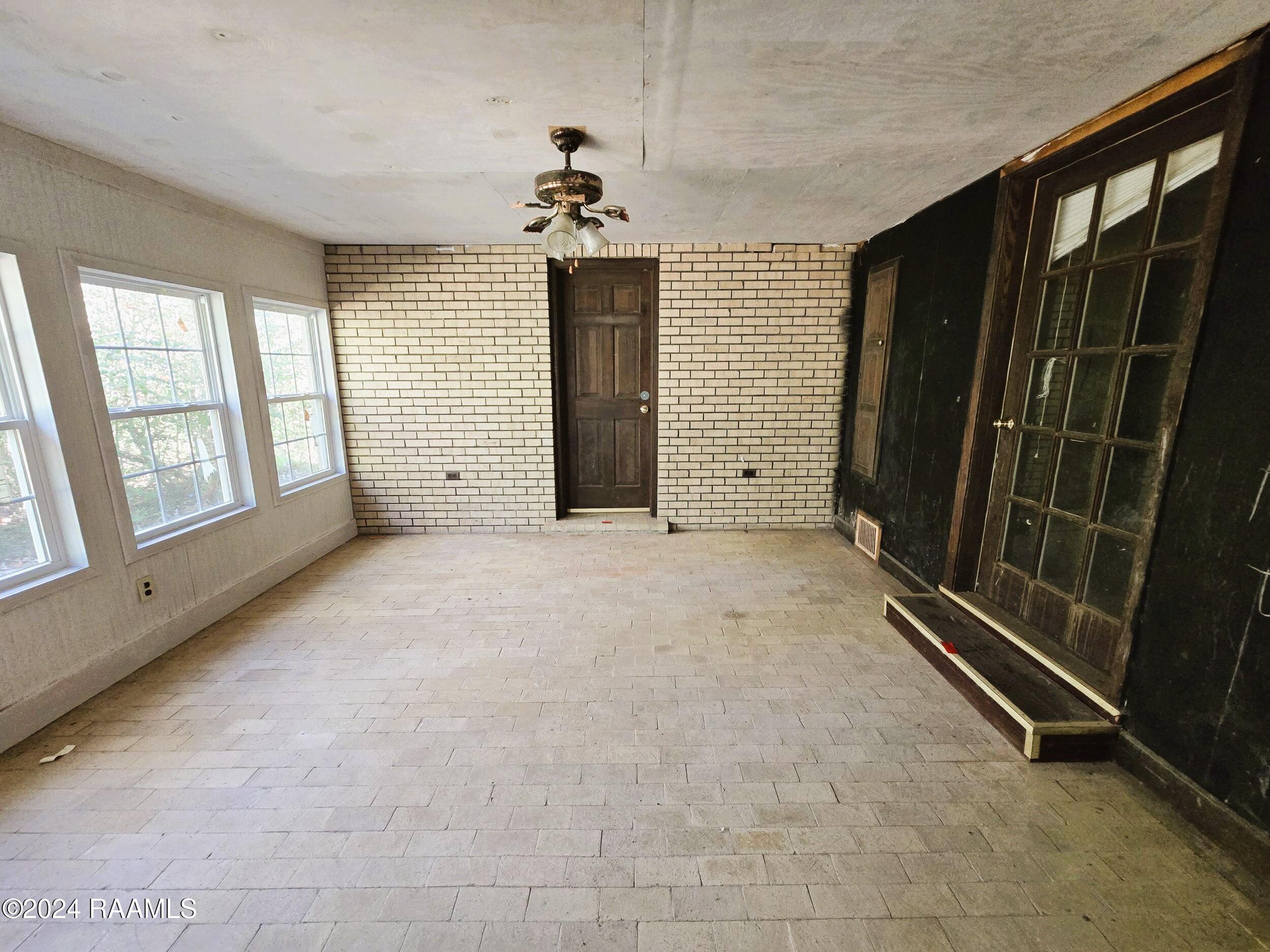 304 Public Road