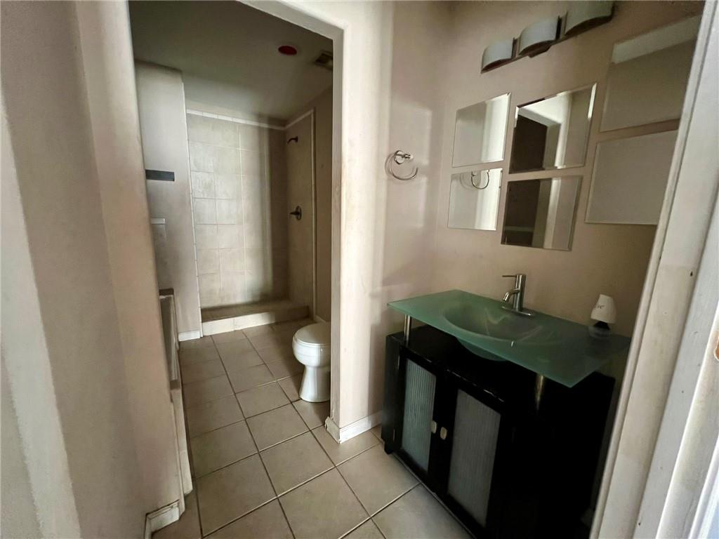 2909 ACORN Drive