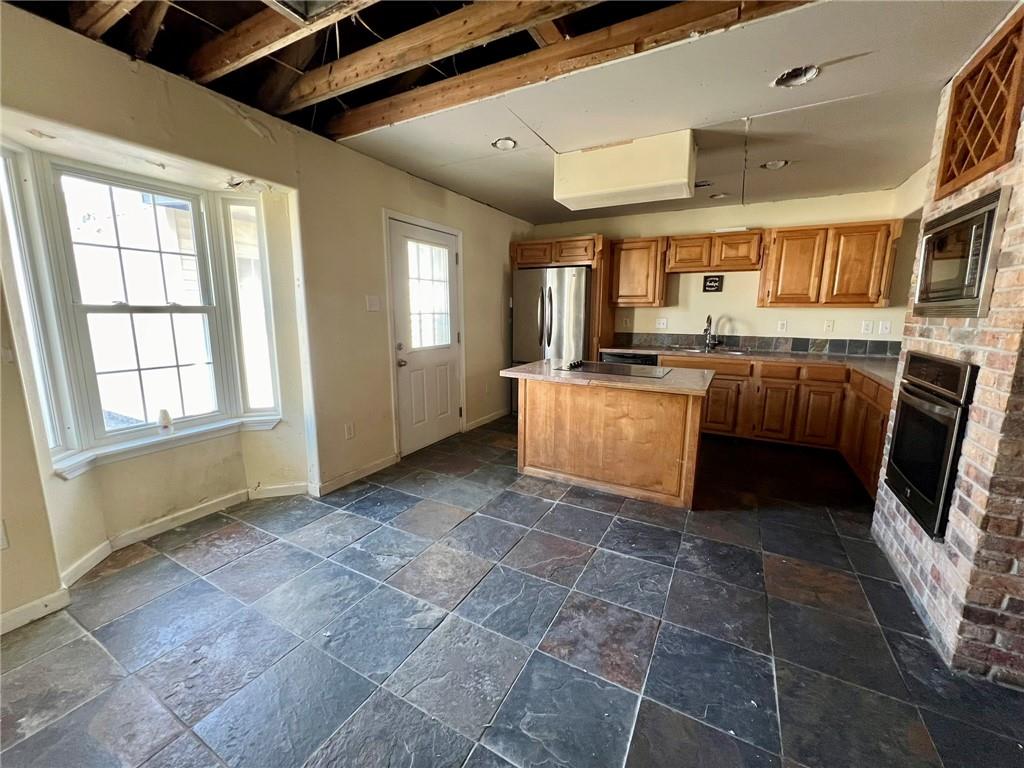 2909 ACORN Drive